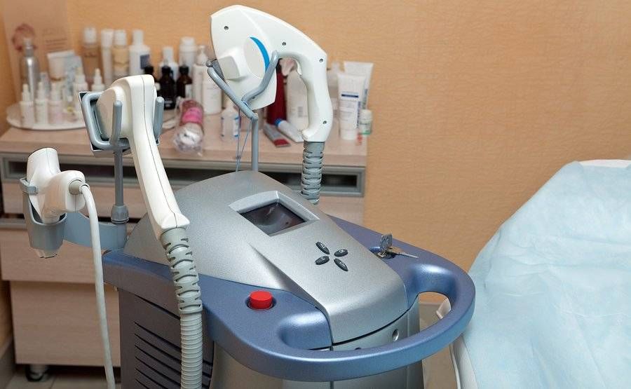 Κύστη κόκκυγα: Νέα ανώδυνη θεραπεία με Laser