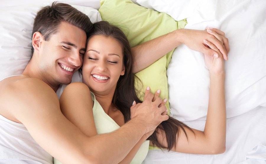 Όσα θέλει να ακούει στην κρεβατοκάμαρα...