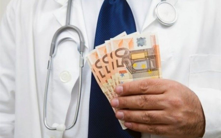 Ποινική δίωξη για δωροδοκίες νοσοκομειακών γιατρών