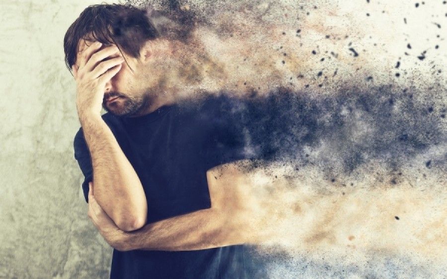 Ημικρανία vs. αθροιστική κεφαλαλγία: Δείτε τις διαφορές