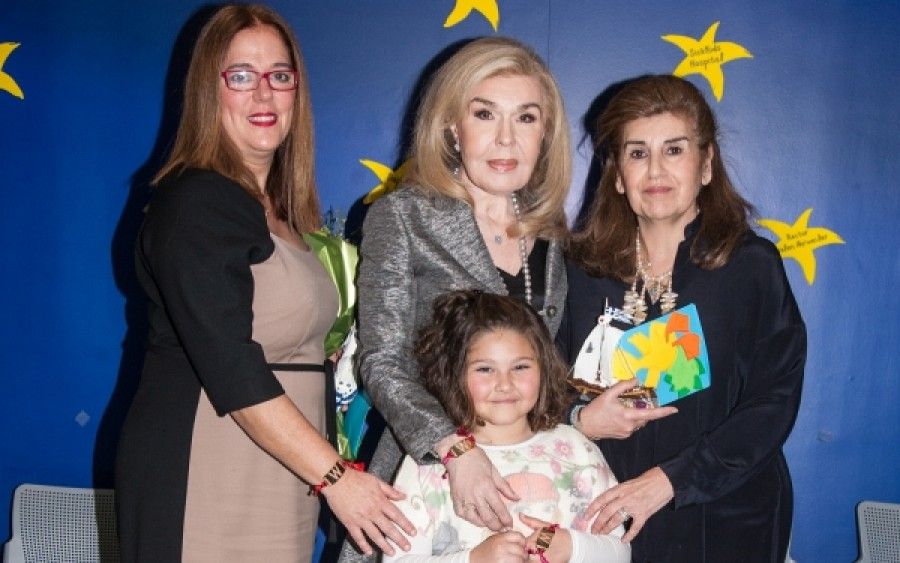 Ένα κόσμημα για τη Γυναίκα και για την «ΕΛΠΙΔΑ»
