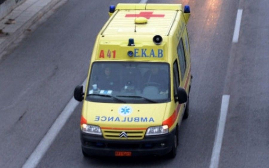 ΕΚΑΒ: Η χαλαρή επίσχεση εργασίας, οι επικείμενες αλλαγές στην διοίκηση & η κατακύρωση των υπόλοιπων 96 ασθενοφόρων