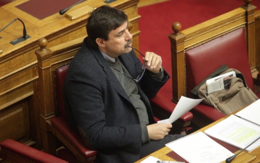 Αν. Ξανθός: Παραδέχεται το πρόβλημα των κλειστών ΜΕΘ - Ανακοινώνει 100 νέα ασθενοφόρα για φέτος