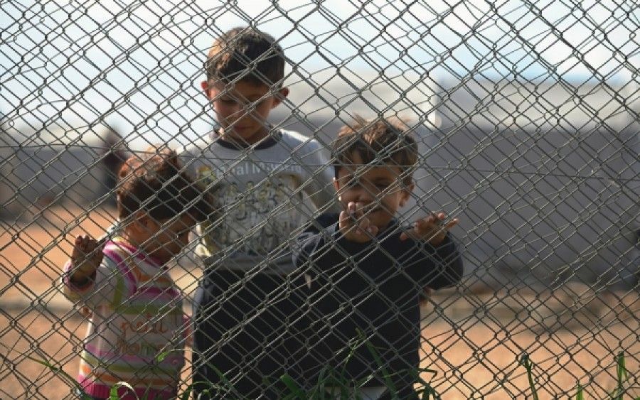 Το Παρατηρητήριο Αλληλεγγύης του ΕΚΠΑ επισκέφθηκε για τους πρόσφυγες στον Ελαιώνα