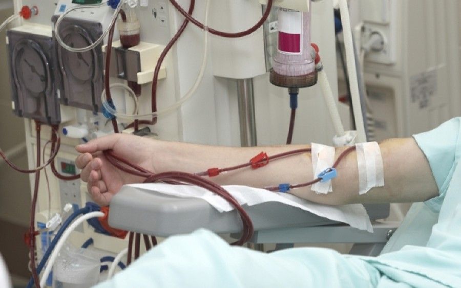 Χάρισε το νεφρό του στον γιο του για να τον απαλλάξει από την αιμοκάθαρση