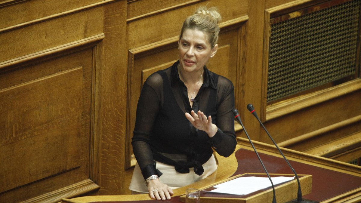 Παγκόσμια Ημέρα κατά του AIDS: Μήνυμα Παπακώστα, να δοθεί τέλος στην αγωνία για τις θεραπείες