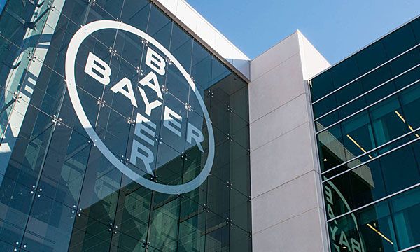 Επενδύσεις 8 δισ. δολαρίων από την Bayer στις ΗΠΑ - Απέδωσαν οι πιέσεις Τραμπ