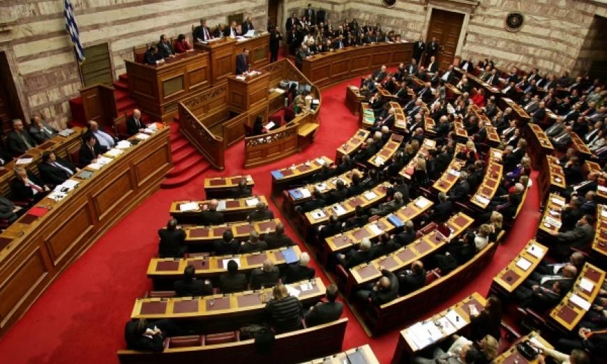 Ν.Δ.: Να κληθούν Ξανθός και Πολάκης για τις αρθροσκοπήσεις