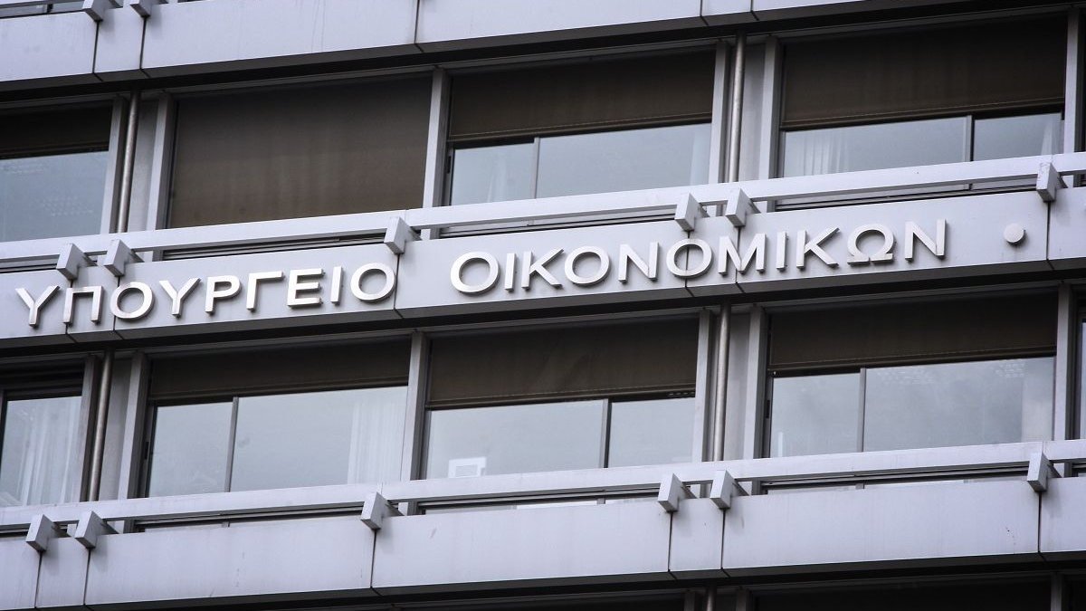 Οι Θεσμοί από σήμερα στην Αθήνα: Με το βλέμμα στη Γ΄Αξιολόγηση - Η αγωνία του υπ. Υγείας