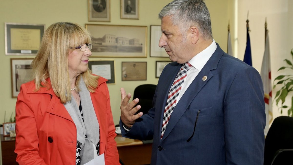 Ρουβίκωνας: Επίσκεψη ΙΣΑ στον Ευαγγελισμό & έρευνα από την Εισαγγελέα του Αρείου Πάγου