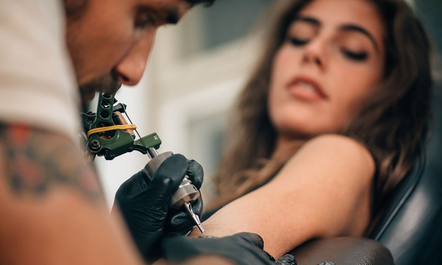 Σε ποια σημεία του σώματος πονάει περισσότερο το τατουάζ (γράφημα)
