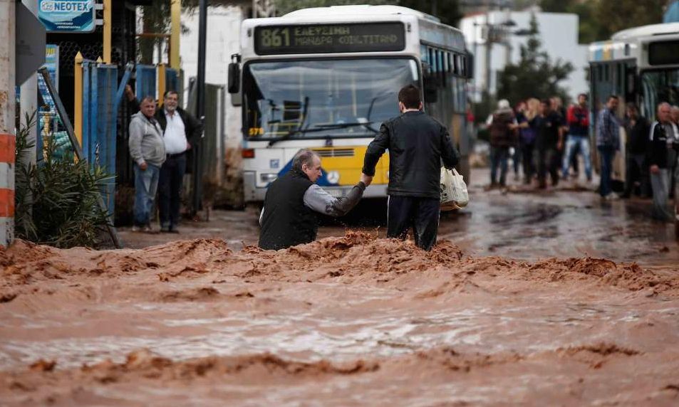 Και η Εράσμειος Ελληνογερμανική Σχολή στο πλευρό των πληγέντων της Μάνδρας