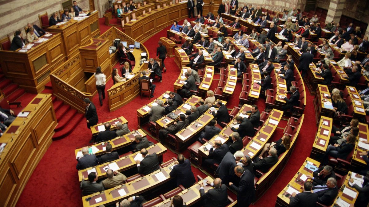 Με συλλαλητήρια απαντούν υγειονομικοί & ΠΑΜΕ στο πολυνομοσχέδιο ενόψει της γ' αξιολόγησης