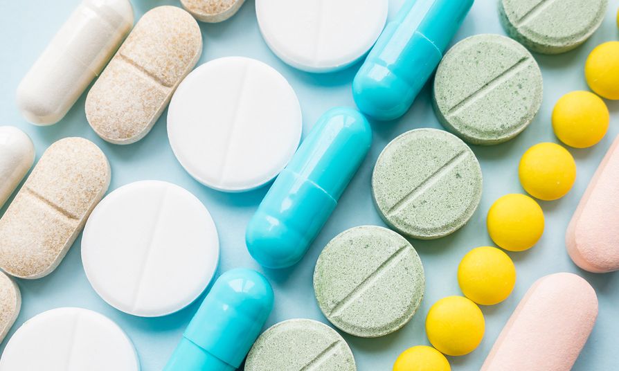 ΜΥΣΥΦΑ: Λεκτικός πόλεμος φαρμακοποιών κατά του Κ. Χατζηδάκη για την απελευθέρωση
