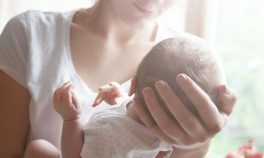 Λαπαροσκοπική αντιμετώπιση καρκίνου ωοθήκης σε έγκυο & γέννηση ενός υγιούς μωρού