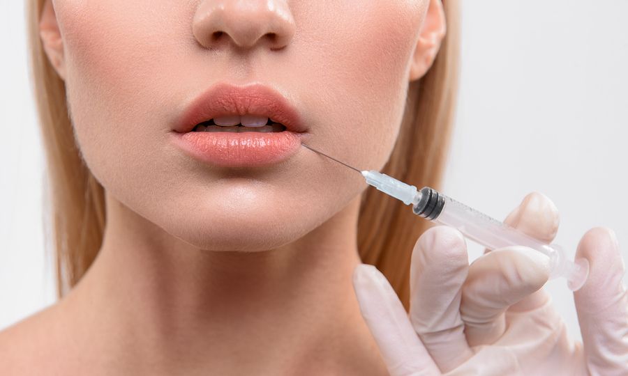 Botox: Η νέα τρέλα της γενιάς των selfie - Πόσο νωρίς μπορεί να ξεκινά;