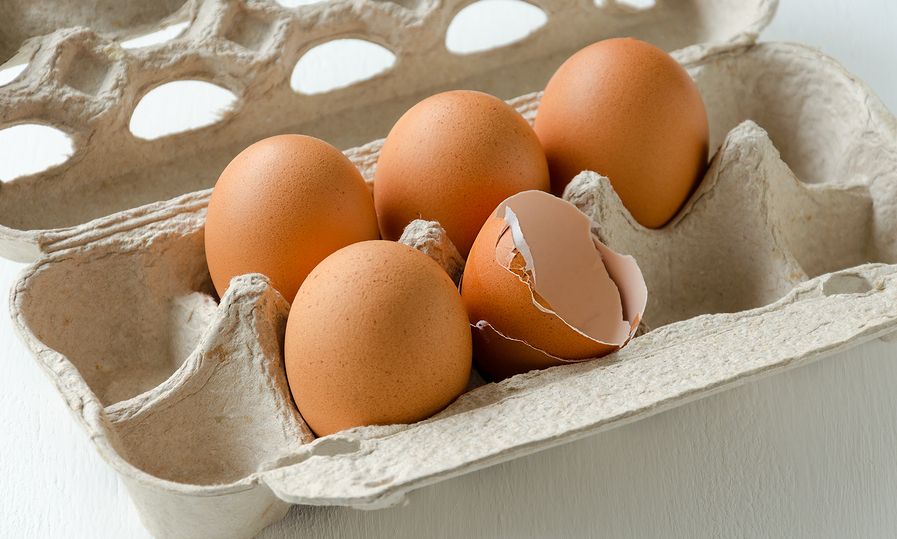 Γιατί δεν πρέπει να πετάτε τα τσόφλια από τα αυγά