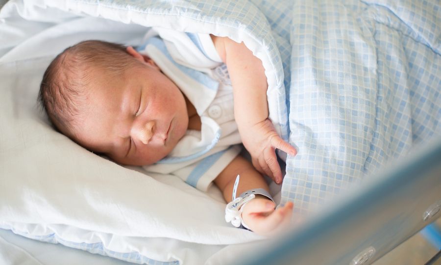 Μία επικίνδυνη υποστελέχωση: Το Κέντρο Υγείας Μητέρα εκπέμπει SOS για τα βρέφη του...