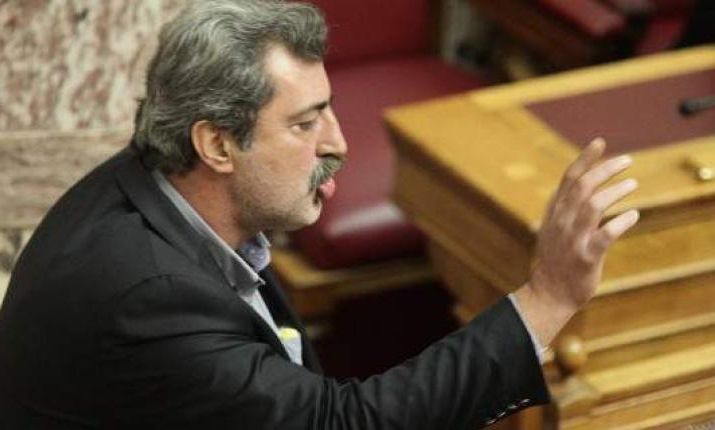 Ο Πολάκης στηρίζει τον διοικητή του νοσ. Τρικάλων: Δεν θα ανακόψουν τη διαδικασία της κάθαρσης