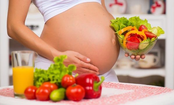 Χορτοφαγία στην εγκυμοσύνη: Επιτρέπεται ή όχι;