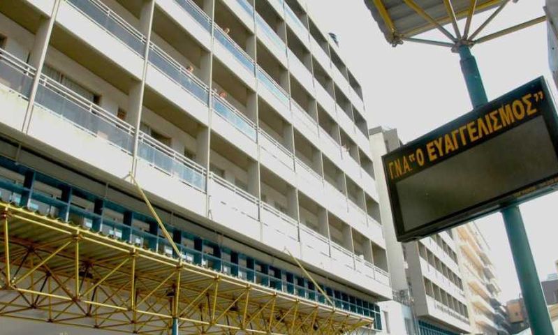B. Οικονόμου: Στο έλεός τους τα δημόσια νοσοκομεία