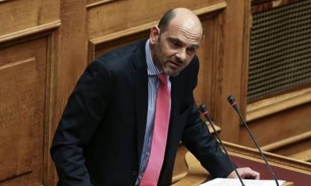 Φωτήλας: Προβληματικές υπουργικές τροπολογίες σε κύρωση δωρεών