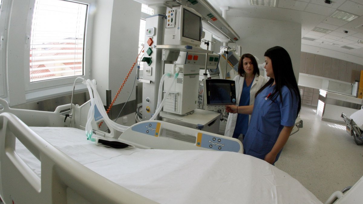 Στην «εντατική» οι μονάδες εντατικής θεραπείας της χώρας