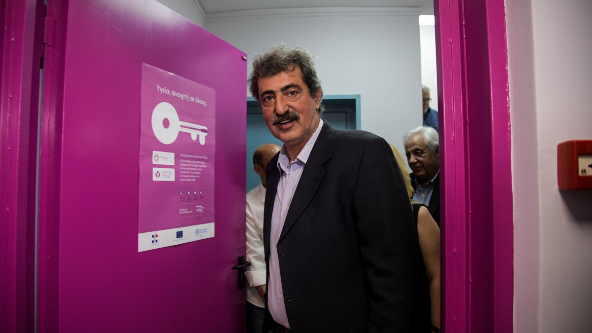 Κόντρα Πολάκη-Διαγνωστικών για Clawback και Rebate