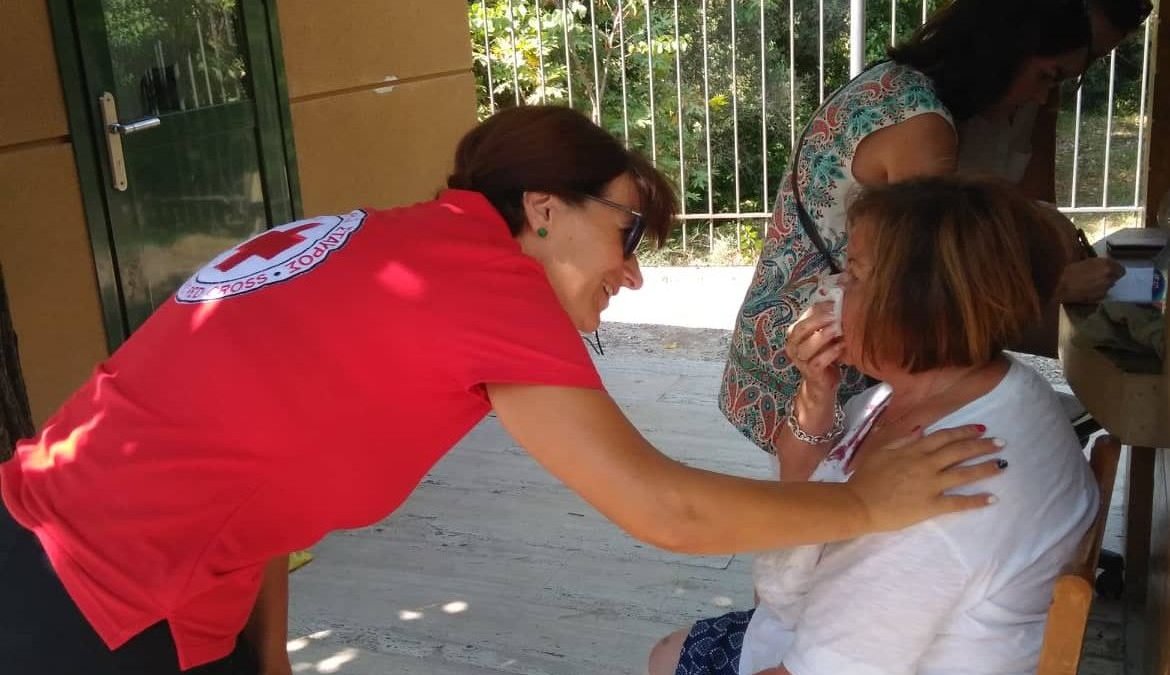 Ελληνικός Ερυθρός Σταυρός: Παροχή Πρώτων Βοηθειών σε Ισπανίδα τουρίστρια στην Αρχαία Ολυμπία