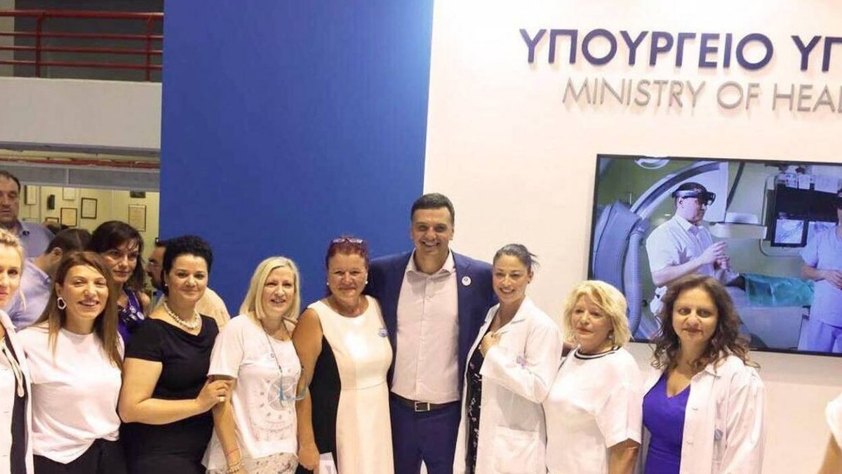 Εθελοντής δότης μυελού των οστών ο Β. Κικίλιας – Ποια περίπτερα επισκέφθηκε ο υπ. Υγείας στη ΔΕΘ