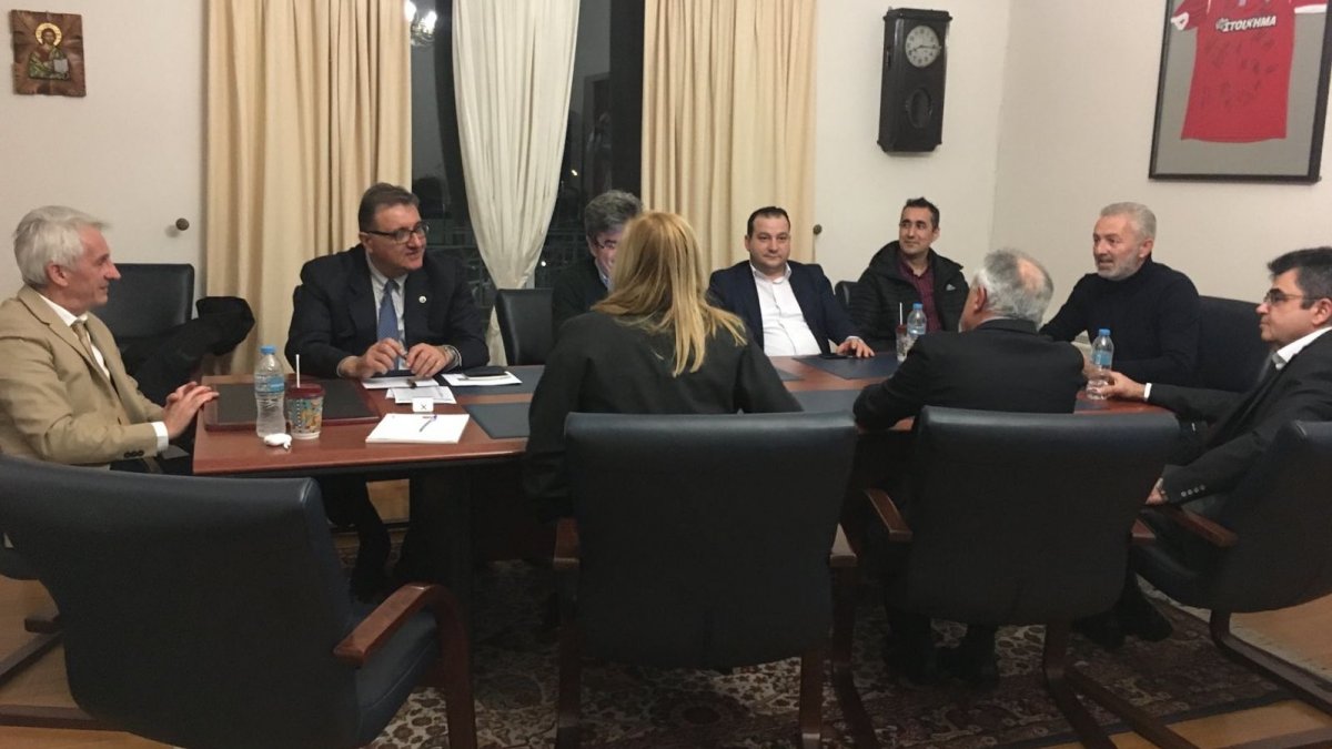 ΠΙΣ: Συσκέψεις με τους Ιατρικούς Συλλόγους για τον κορωναϊό - Περιοδεία στον Έβρο