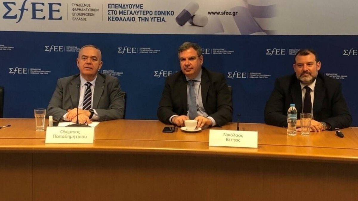 ΣΦΕΕ – ΙΟΒΕ: Στα 6,9 δισ. ευρώ η συνεισφορά του κλάδου του φαρμάκου στο ΑΕΠ