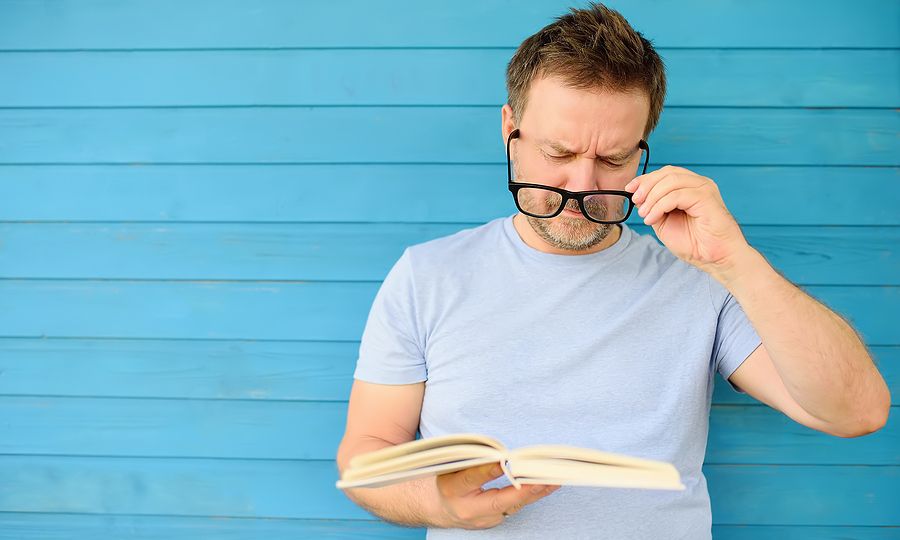 Δυσκολίες όρασης & ακοής: Πόσο αυξάνουν τον κίνδυνο άνοιας