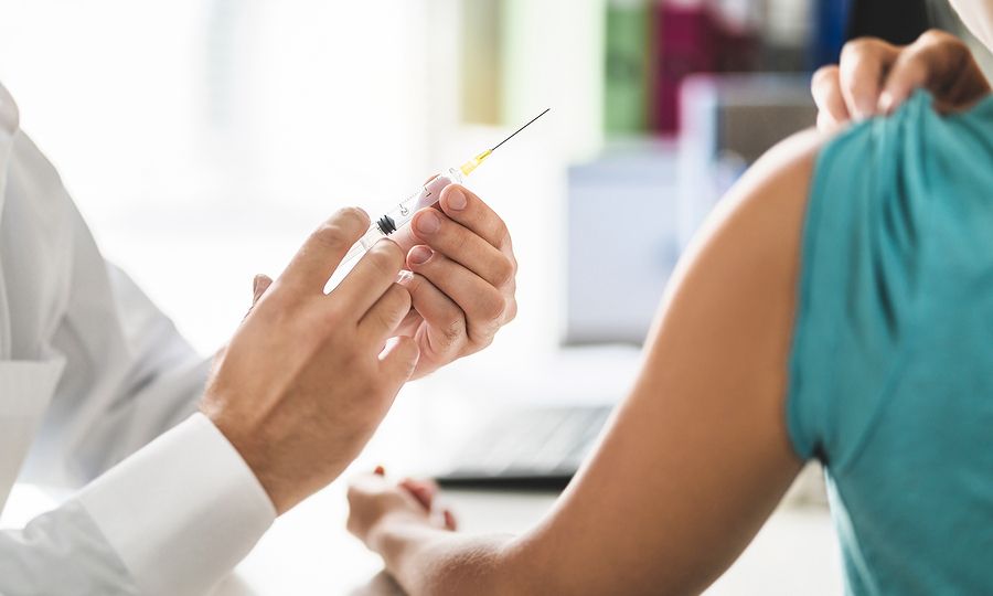 Β. Κικίλιας: Έτοιμα να διατεθούν 4,2 εκατ. αντιγριπικά εμβόλια