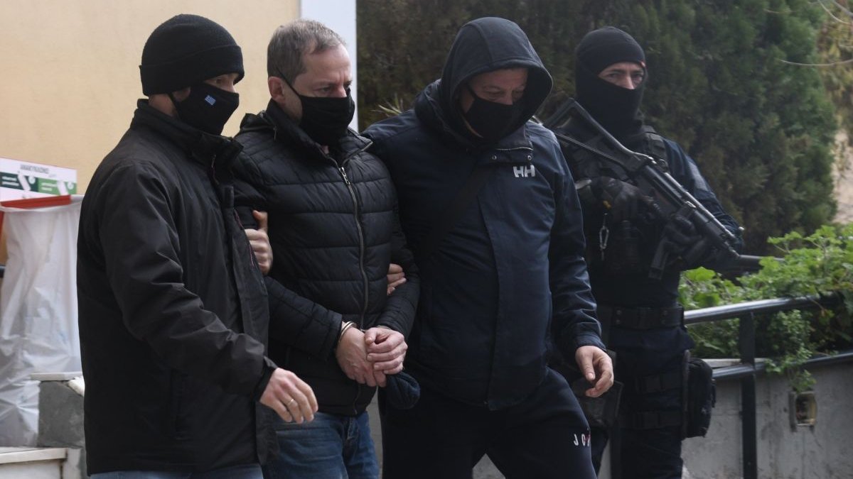 Ελληνικό #metoo: Η υπερασπιστική γραμμή του Λιγνάδη - Κλείνει η προανάκριση για τον δεύτερο ηθοποιό
