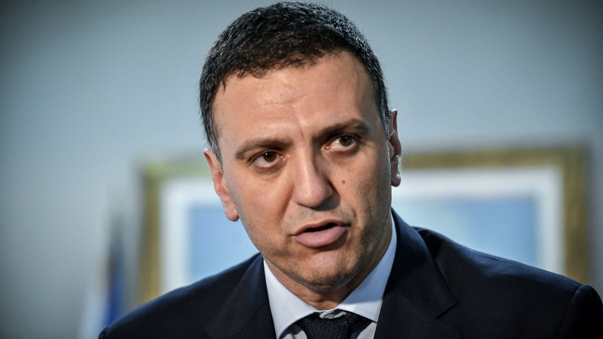 Τελεσίγραφο Κικίλια σε ιδιώτες να συνδράμουν το ΕΣΥ εντός 48 ωρών