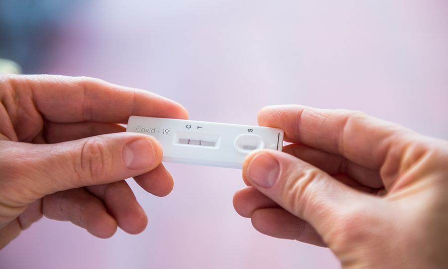 Κορονοϊός: Ποιοι δικαιούνται δωρεάν self test τον Αύγουστο
