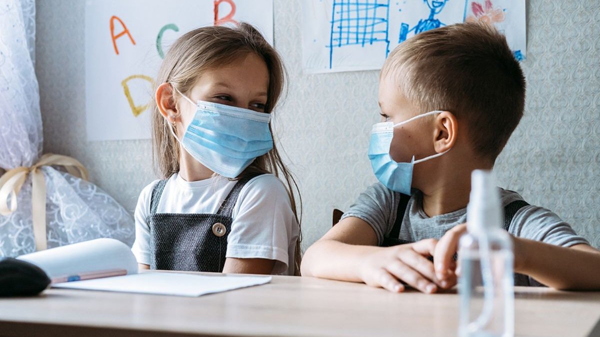Τι συμβουλεύει το CDC για την επιστροφή στο σχολείο;
