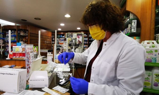 ΦΣΘ: Μέσω φαρμακείων έκλεισε ραντεβού για εμβολιασμό κατά της Covid-19 το 90% των πολιτών