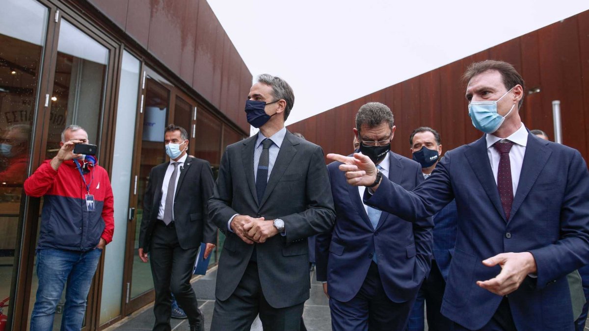 Κ. Μητσοτάκης: Ασφαλή και αποτελεσματικά τα εμβόλια - Πάω να κάνω την τρίτη δόση