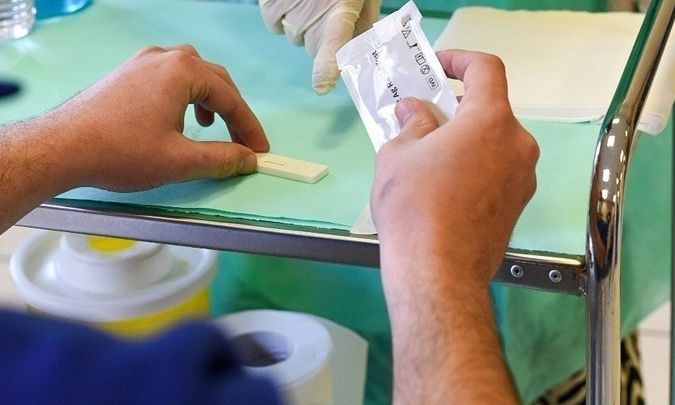 Άνοιξε το σύστημα για τη διάθεση δωρεάν self test