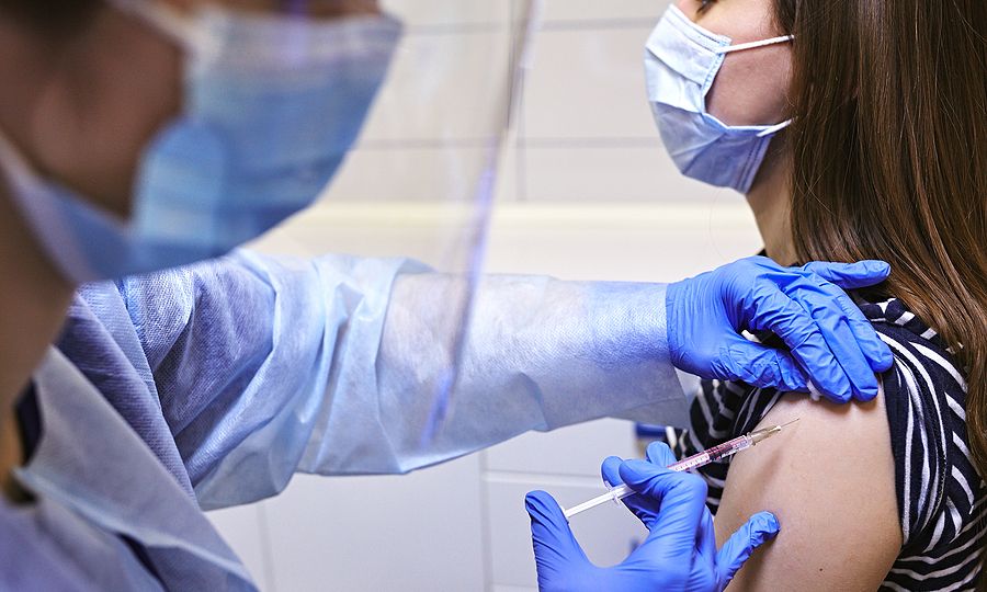 Εμβόλια mRNA: Επηρεάζουν το αποτέλεσμα της εξωσωματικής;
