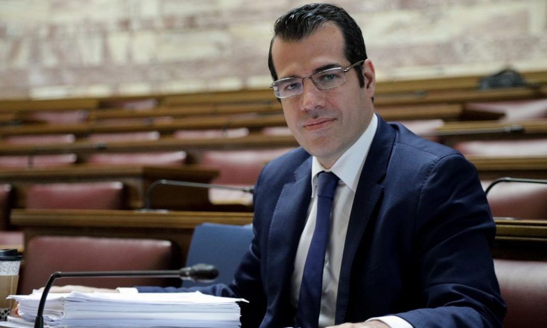 Πλεύρης: Οι ανεμβολίαστοι υγειονομικοί δεν έχουν θέση στο σύστημα Υγείας