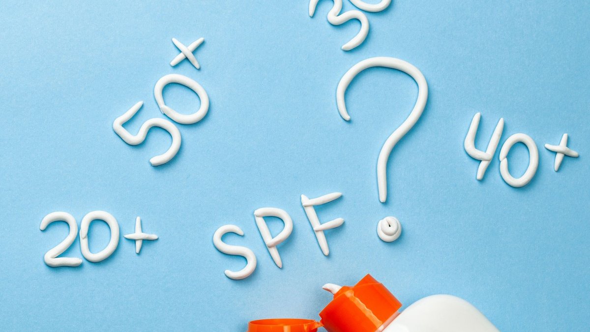 Τι σημαίνουν οι αριθμοί SPF στο αντηλιακό και τι πρέπει να γνωρίζετε για να είστε ασφαλείς στον ήλιο