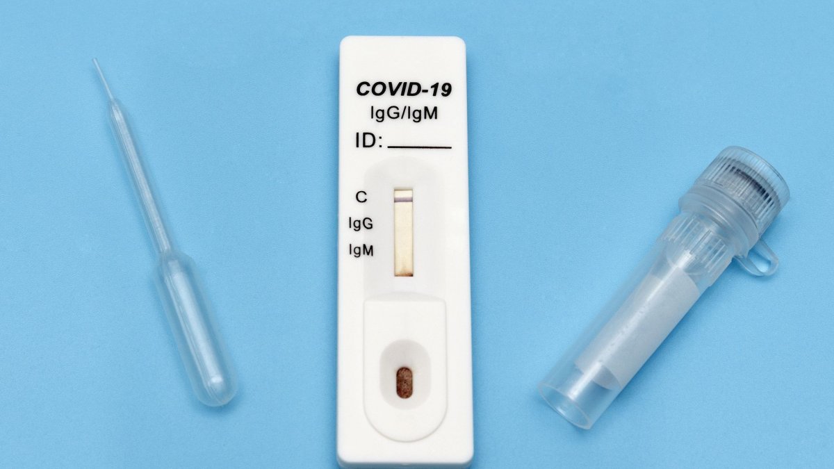 Φαρμακευτικός Σύλλογος Θεσσαλονίκης: Με self tests εμπλουτίζεται το φαρμακείο των ταξιδιωτών