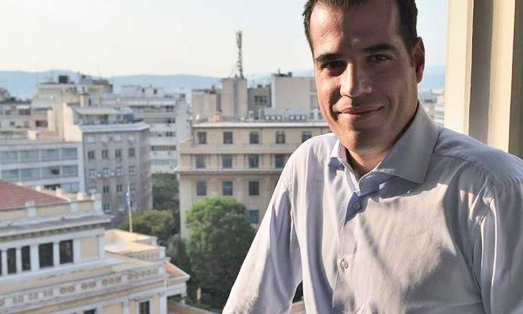 Θ. Πλεύρης: «Από τον Σεπτέμβριο θα υπάρχει ισχυρή σύσταση χρήσης της μάσκας»