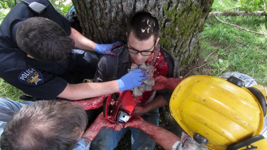 chainsawneck1