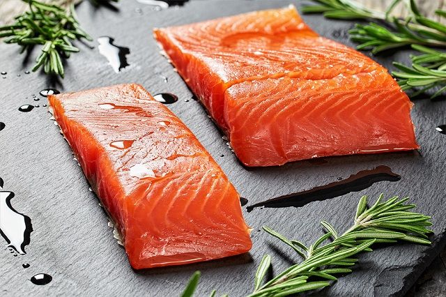 bigstock Salmon Fillet And Drops Of Oli 171164198