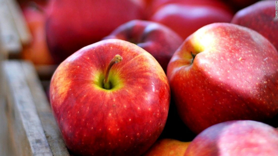 111102170930 crate of apples super 169