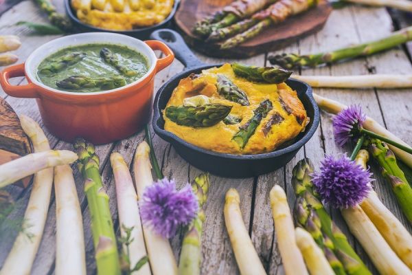 bigstock Asparagus the delights of wh 124090976